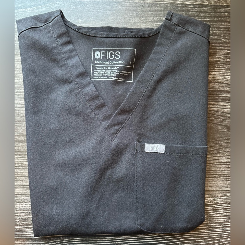 Women’s- FIGS Black V-Neck Scrub Top